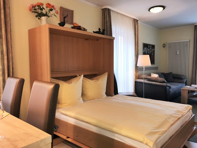 Ferienwohnung in Kühlungsborn - Appartementanlage Ostseeblick Fewo Rügen 12 - Das Schrankbett bietet bequemen Schlafkomfort