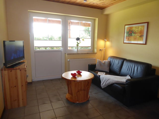 Ferienwohnung in Fehmarn OT Presen - "Ferienhof Rießen" Rotes Haus Nr. 42 - Bild 5 Ferienwohnung in Fehmarn OT Presen - "Ferienhof Rießen" Rotes Haus Nr. 42 - Bild 5