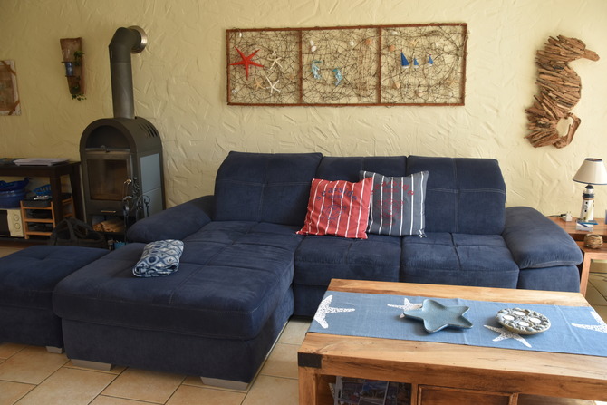 Ferienhaus in Pruchten - Ostseefische - Neue Couch im Wohnbereich