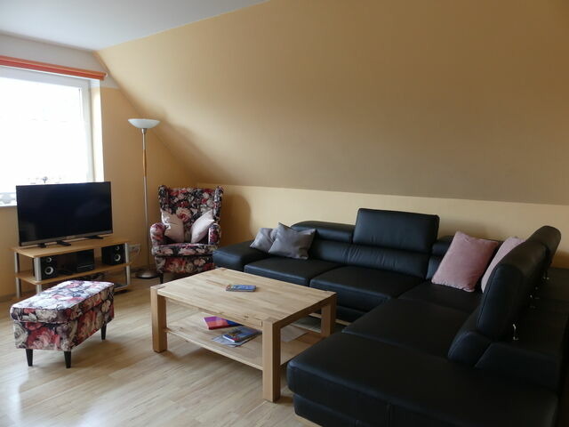 Ferienwohnung in Ostseeheilbad Zingst - Haus Marleen OG, FW 2 - Bild 4
