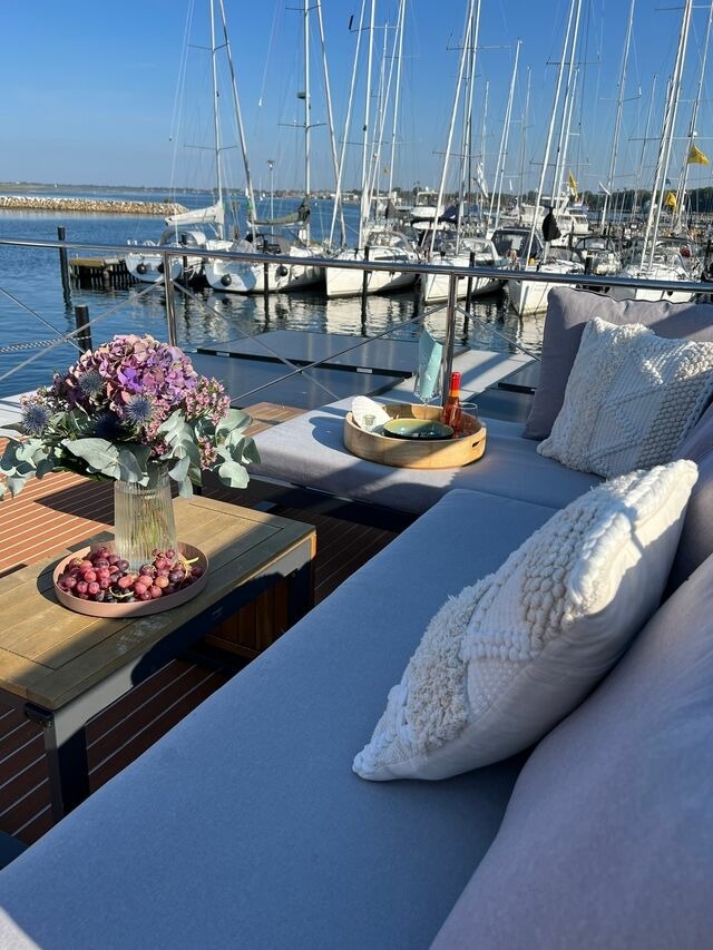 Ferienwohnung in Heiligenhafen - Traum-Hausboot "Mountainstreet 29" mit f&uuml;hrerscheinfreiem Motorboot - Bild 18