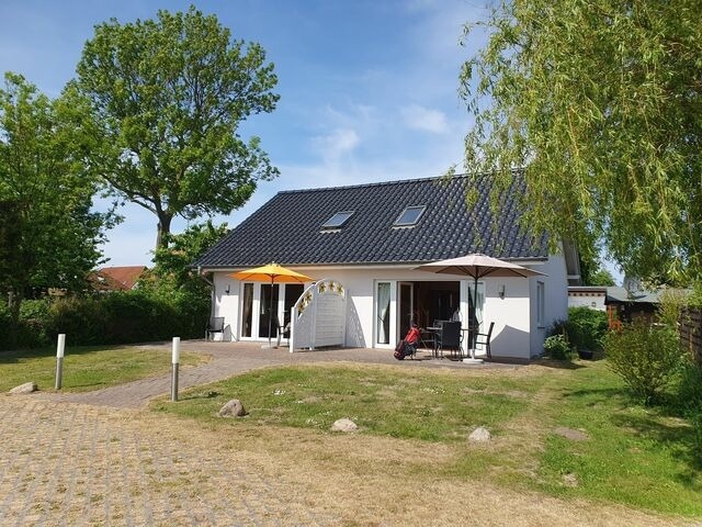 Ferienwohnung in Börgerende-Rethwisch - Doppelhaushälfte Stege - mit Blick ins Grüne - Bild 12