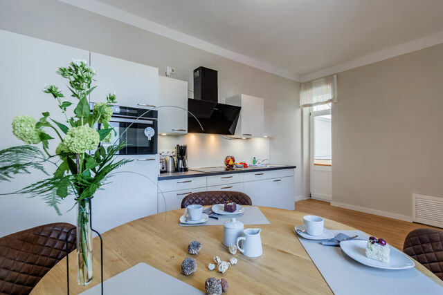 Ferienwohnung in Binz - Villa Iduna / Ferienwohnung No. 3 - EG mit Balkon nach S&uuml;den - Bild 10