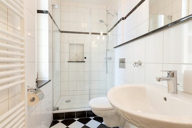 Ferienwohnung in Binz - Villa Iduna / Ferienwohnung No. 3 - EG mit Balkon nach S&uuml;den - Bild 14