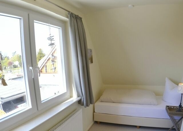 Ferienwohnung in Scharbeutz - Maris Ferienwohnung Nr. 48 (OG mit Balkon und Meerblick) - Bild 11 Ferienwohnung in Scharbeutz - Maris Ferienwohnung Nr. 48 (OG mit Balkon und Meerblick) - Bild 11