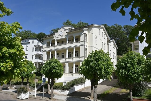 Ferienwohnung in Sellin - Ferienwohnung 3 in Sellin auf Rügen Villa Celia WLAN und Sauna 200 m vom Strand entfernt - Bild 2