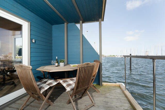 Ferienwohnung in Fehmarn OT Burgtiefe - Hausboot Coworkingship - Bild 3
