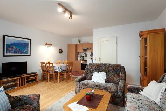 Ferienwohnung in Laboe - Am Ehrenmal 2 Seerose - Bild 2