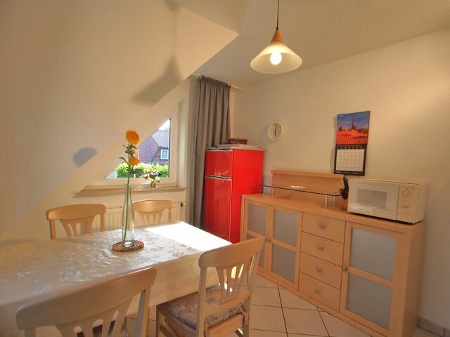 Ferienwohnung in Ostseeheilbad Zingst - Birkmaase 18 - Komfort FeWo im 4-Sterne-Ferienhaus Yvonne DG - Bild 4