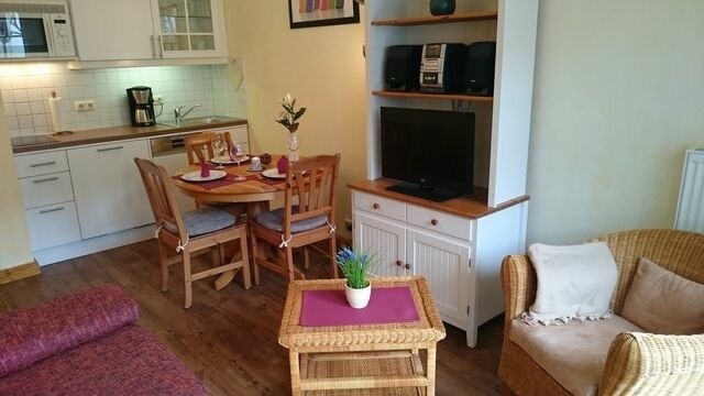 Ferienwohnung in K&uuml;hlungsborn - Strandstra&szlig;e 32 - 04-06 - Bild 2