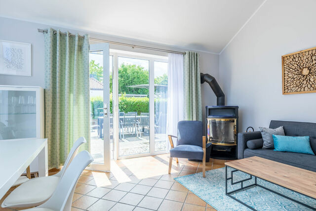 Ferienhaus in Hohenkirchen-Niendorf - Ferienhaus Meerblick - Bild 2